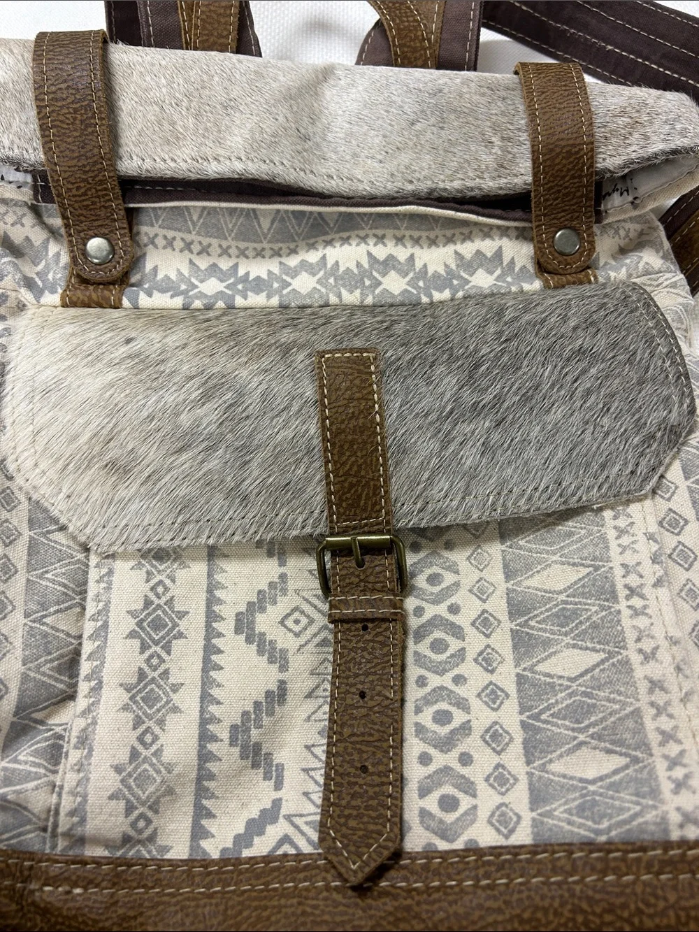 NWOT Myra Bag Cream and Brown Patterned Backpack with Fur Trim